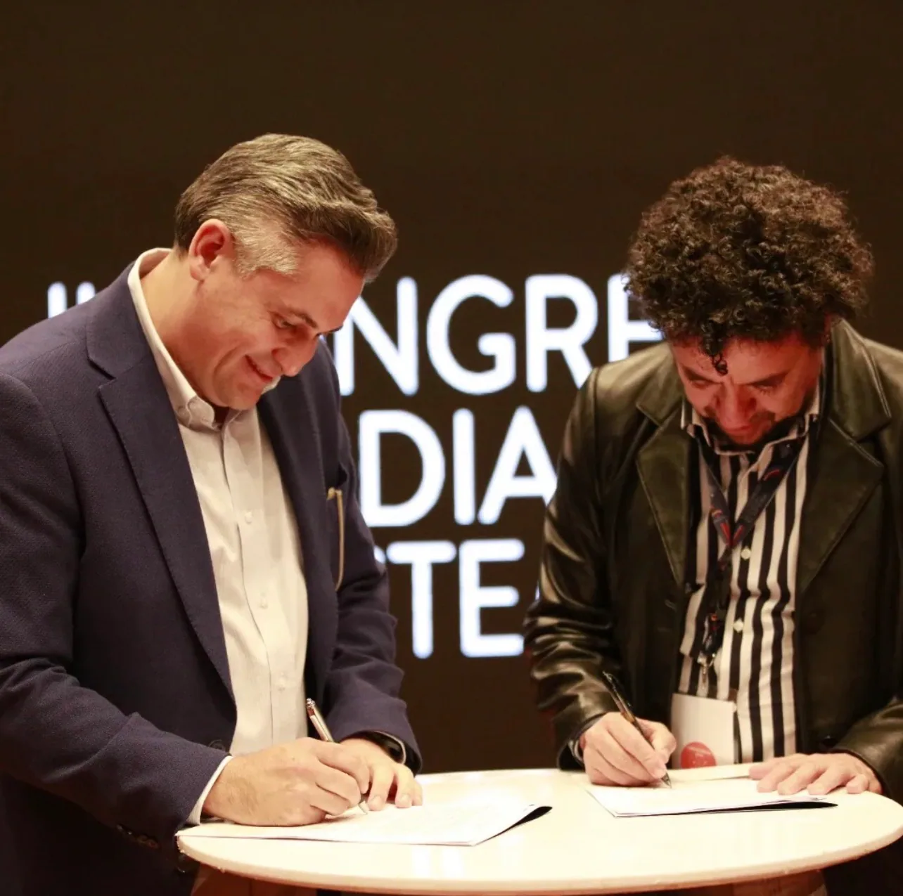 Jóvenes en escena